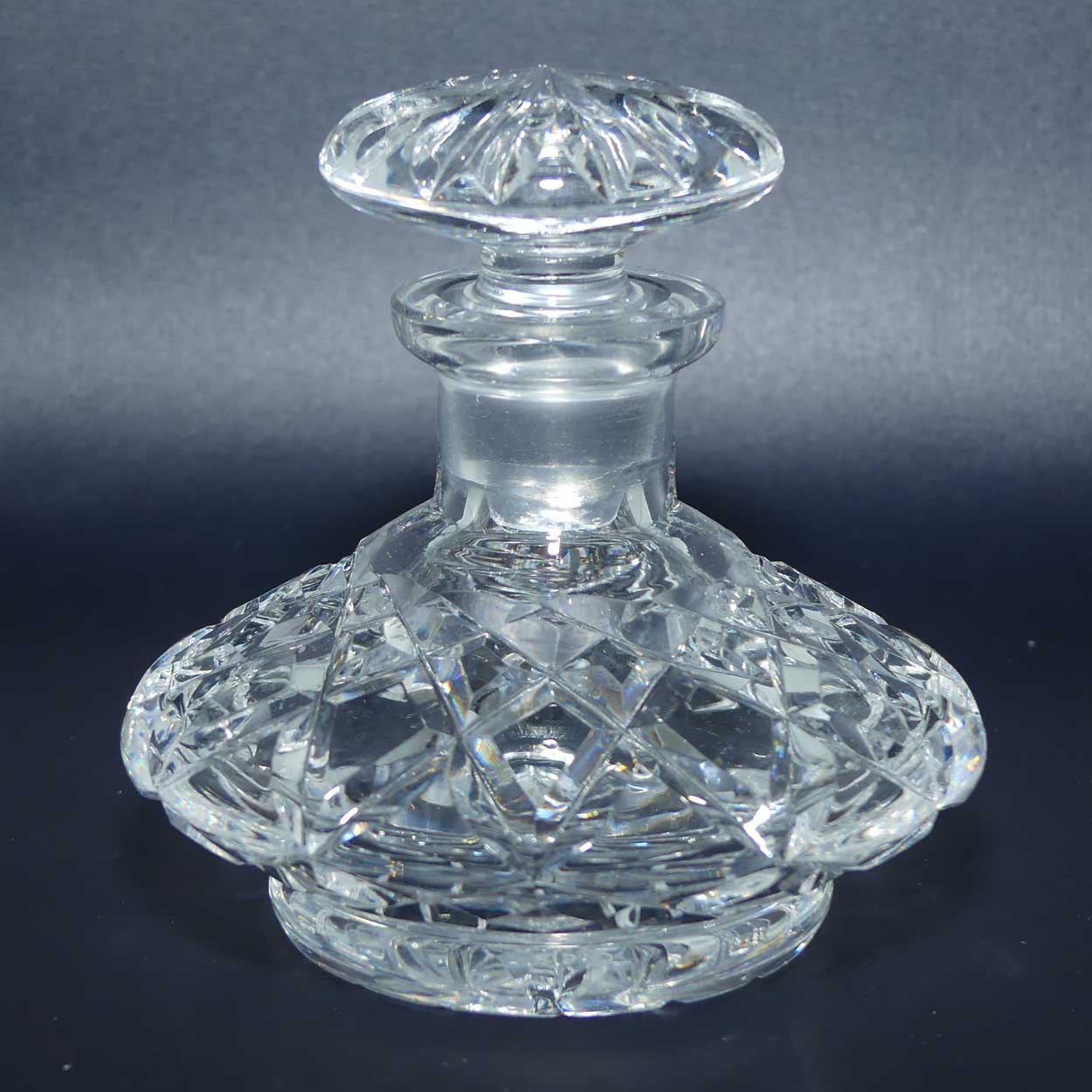 Wide body Diamond Cut crystal Perfume bottle with Mushroom stopper