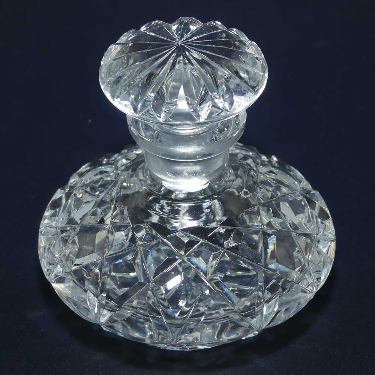 Wide body Diamond Cut crystal Perfume bottle with Mushroom stopper