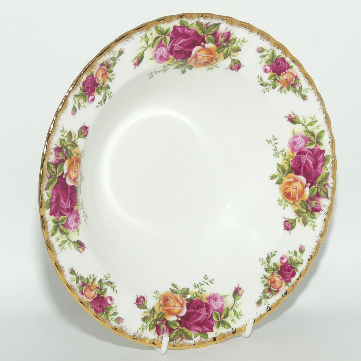 Royal Albert Bone China England Old Country Roses Wide Rim Bowl | © 1962 Royal Albert Ltd backstamp