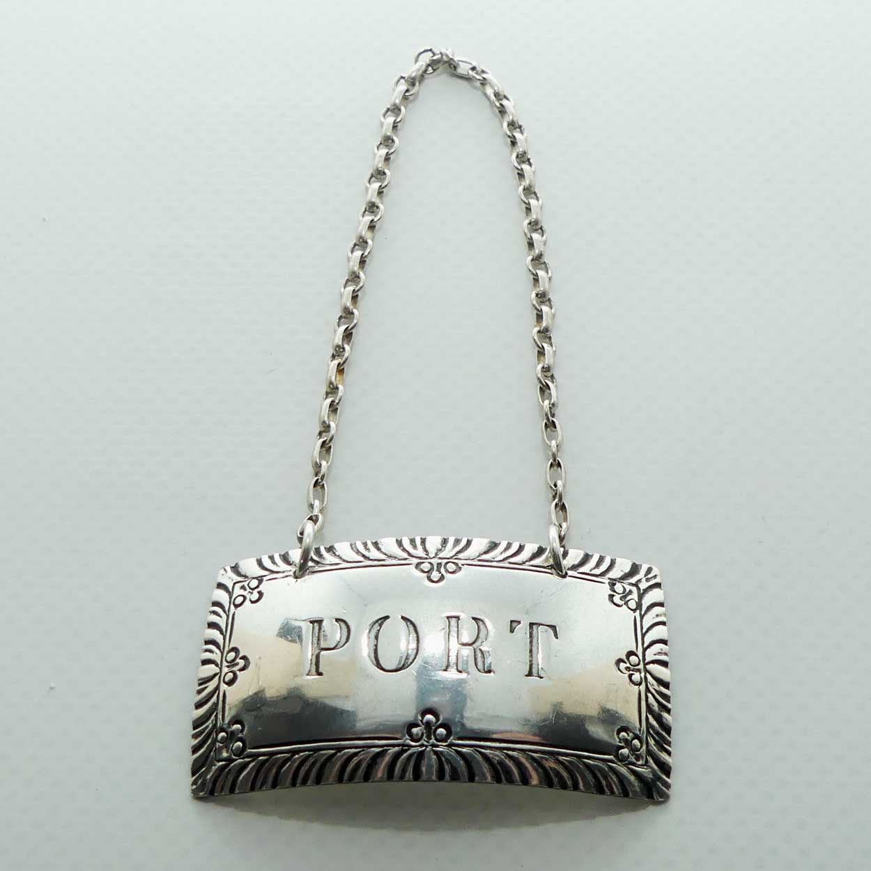 American Sterling Silver | Stieff Sterling USA Williamsburg Restoration Port decanter collar