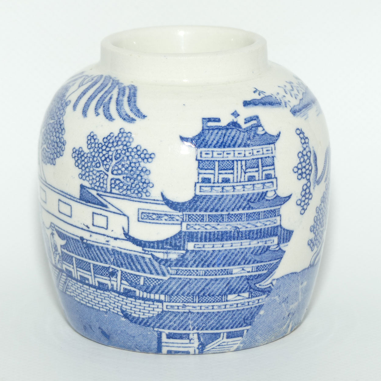 Cetem ware Maling Willow pattern vase