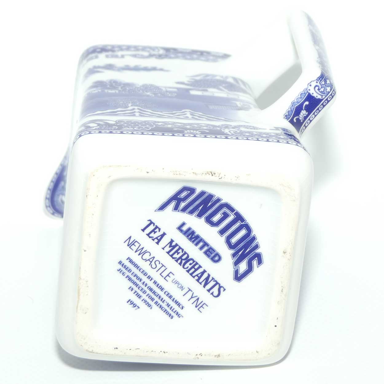 Wade Ringtons Limited Tea Merchants c.1997 Old Willow Pattern water pot