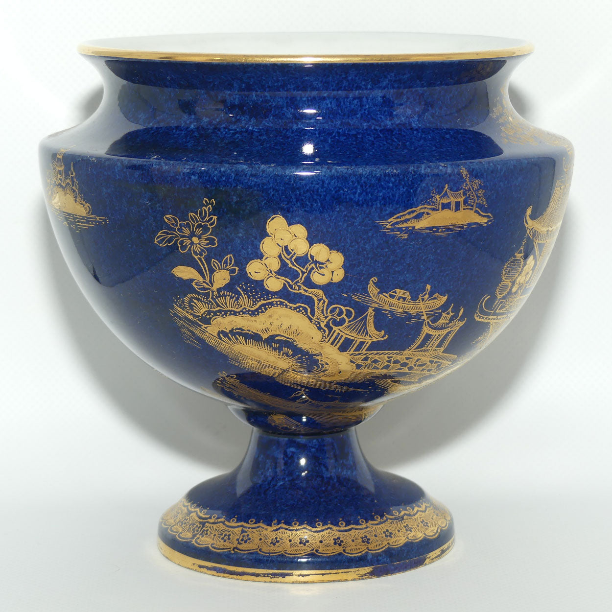 AG Harley Jones Wilton Ware Chinoiserie pattern gilt footed bowl