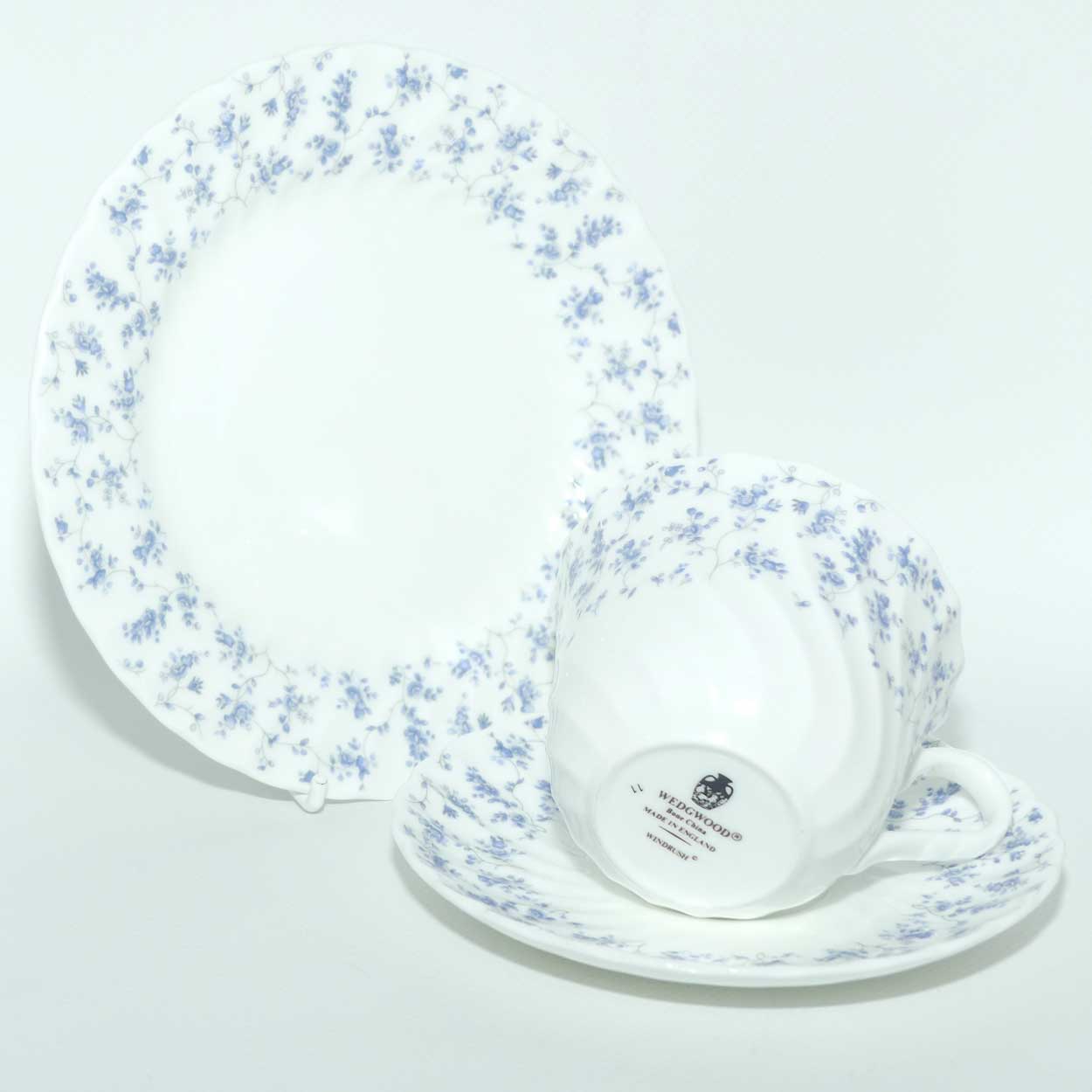 Wedgwood Bone China trio | Windrush pattern