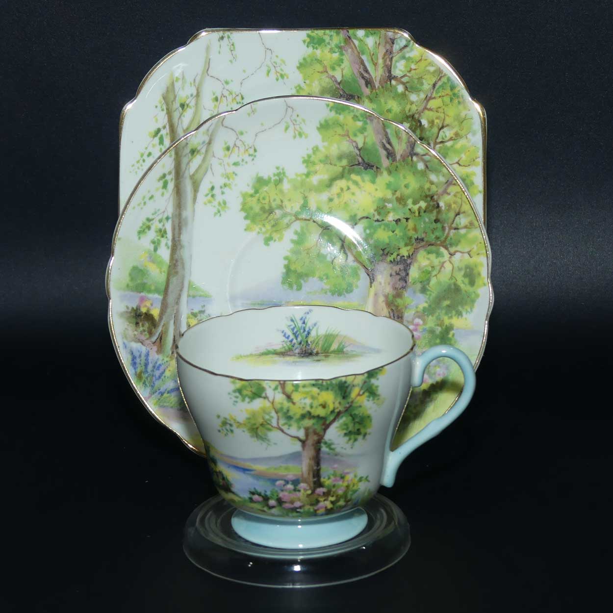 Shelley Richmond shape Woodland pattern trio | Gilt Trim | 13348