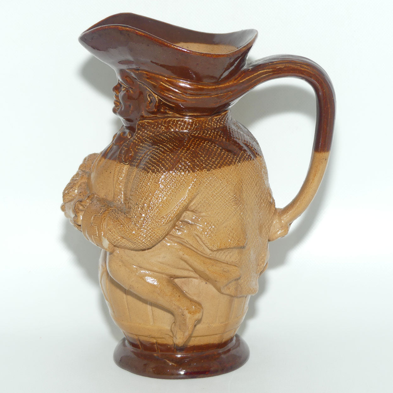 X6365 Doulton Lambeth Toby XX toby jug | Hand holds jug of Ale