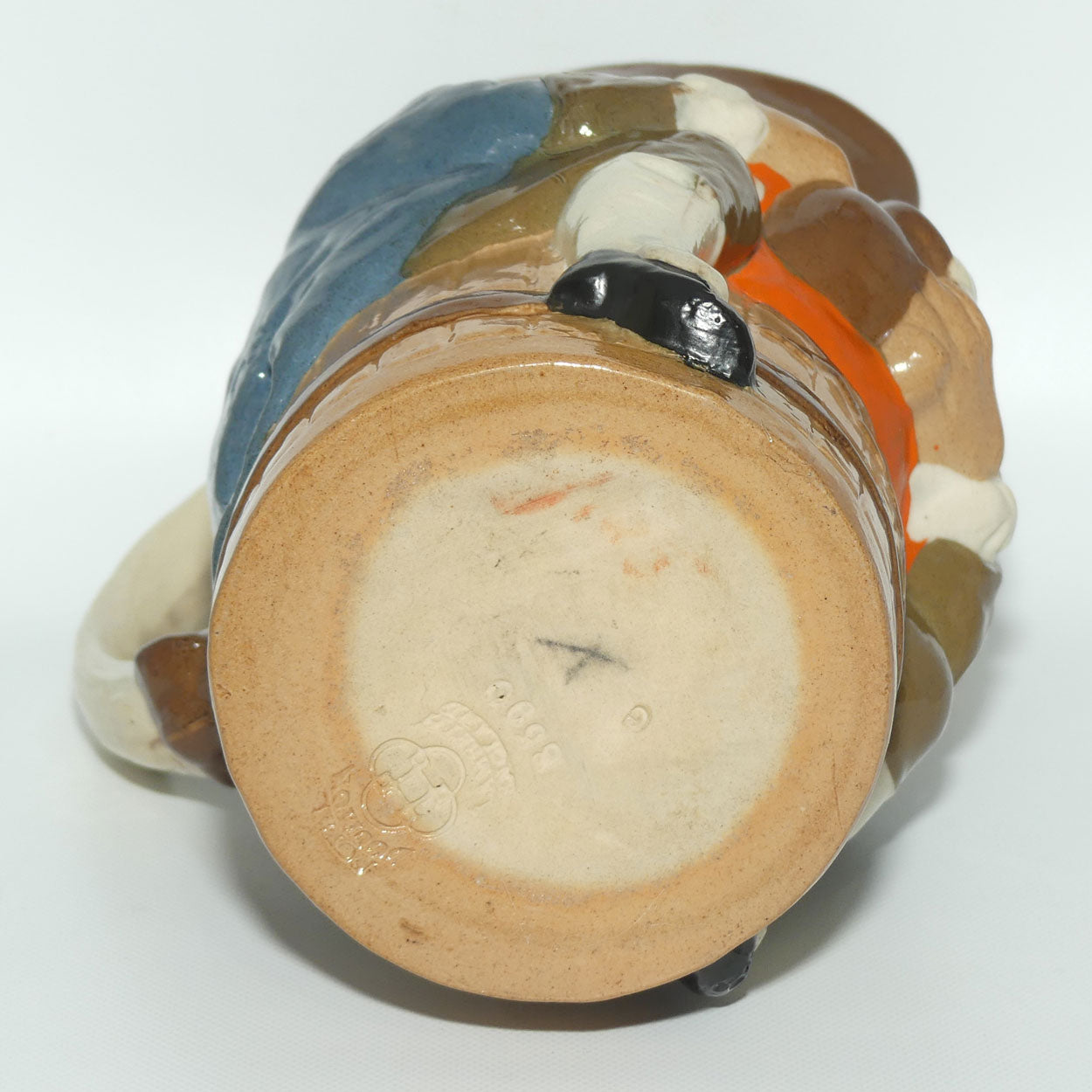 X8590 Royal Doulton Lambeth Harry Simeon Toby XX toby jug | Hand holds jug of Ale | Orange waistcoat