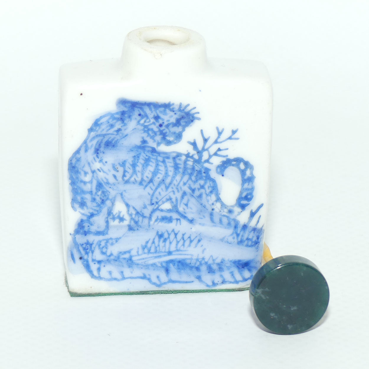 Chinese square shape snuff bottle with greenstone stopper | Tiger Scene