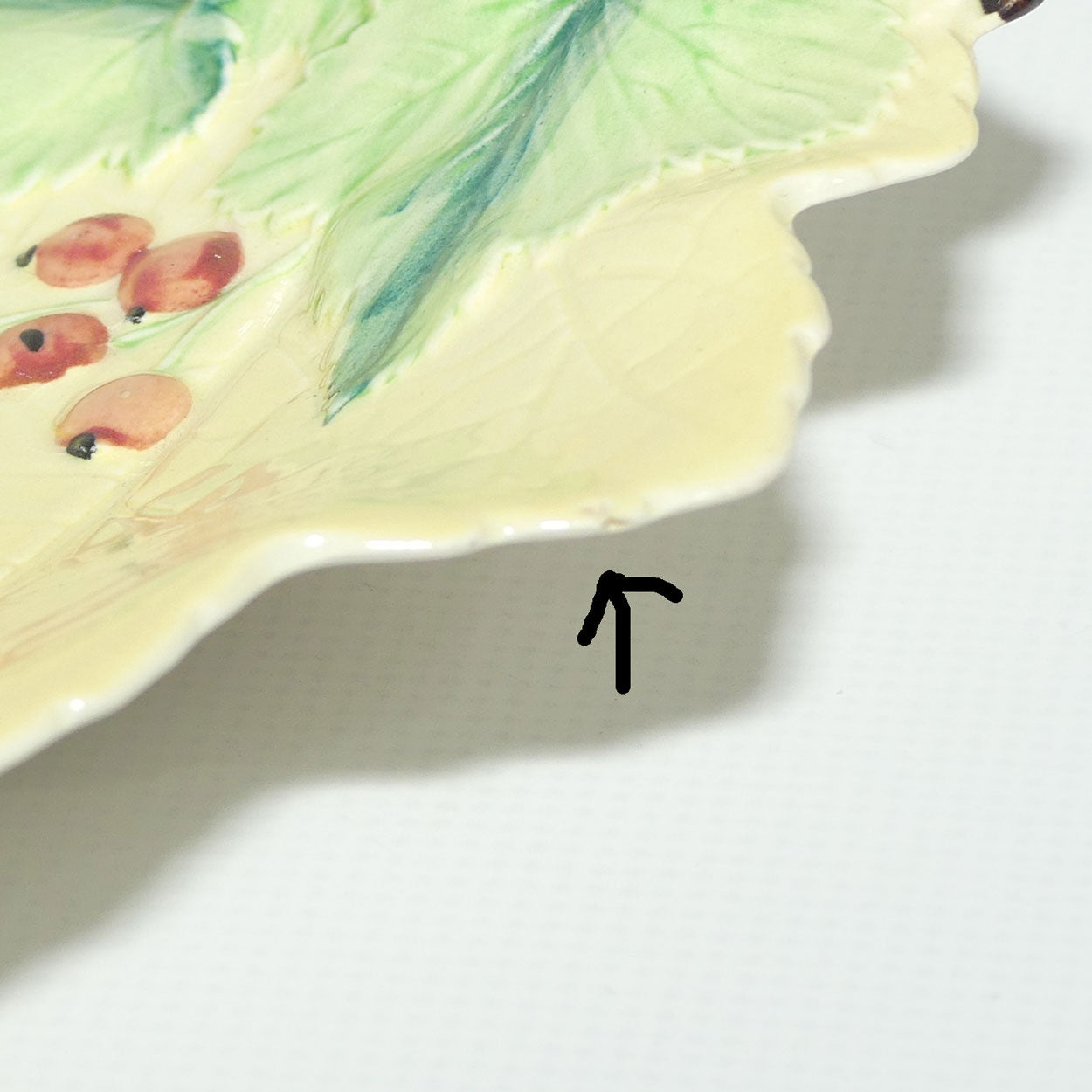 Carlton Ware Red Currants and Leaf large triangle dish