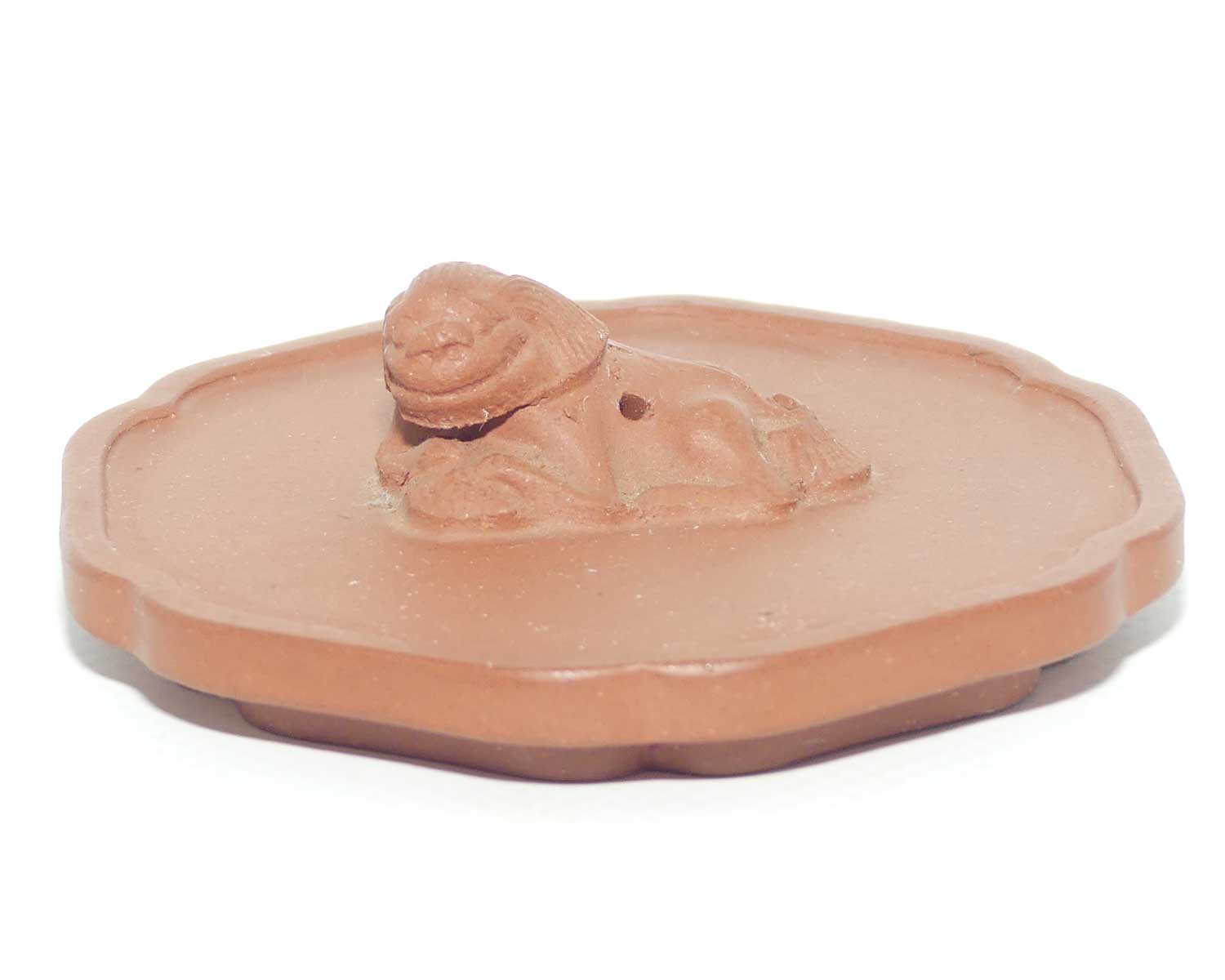 Chinese Yixing | Zisha tea pot with inscribed decoration and Dog of Fo finial