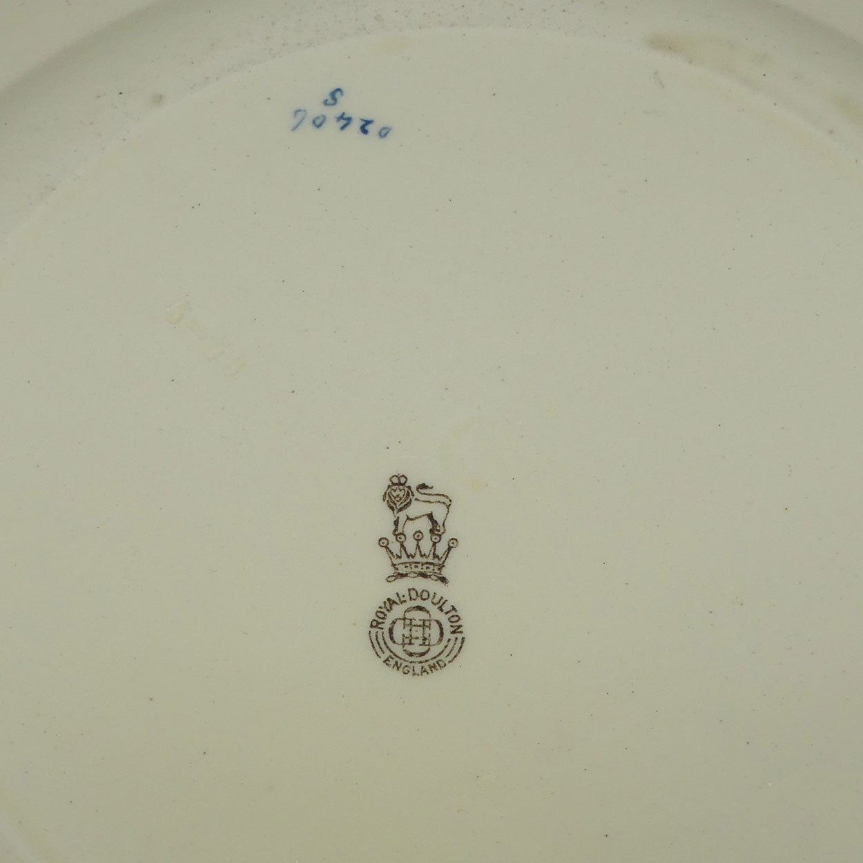 royal-doulton-early-motoring-plate-d2406-yokel-and-motorist-1
