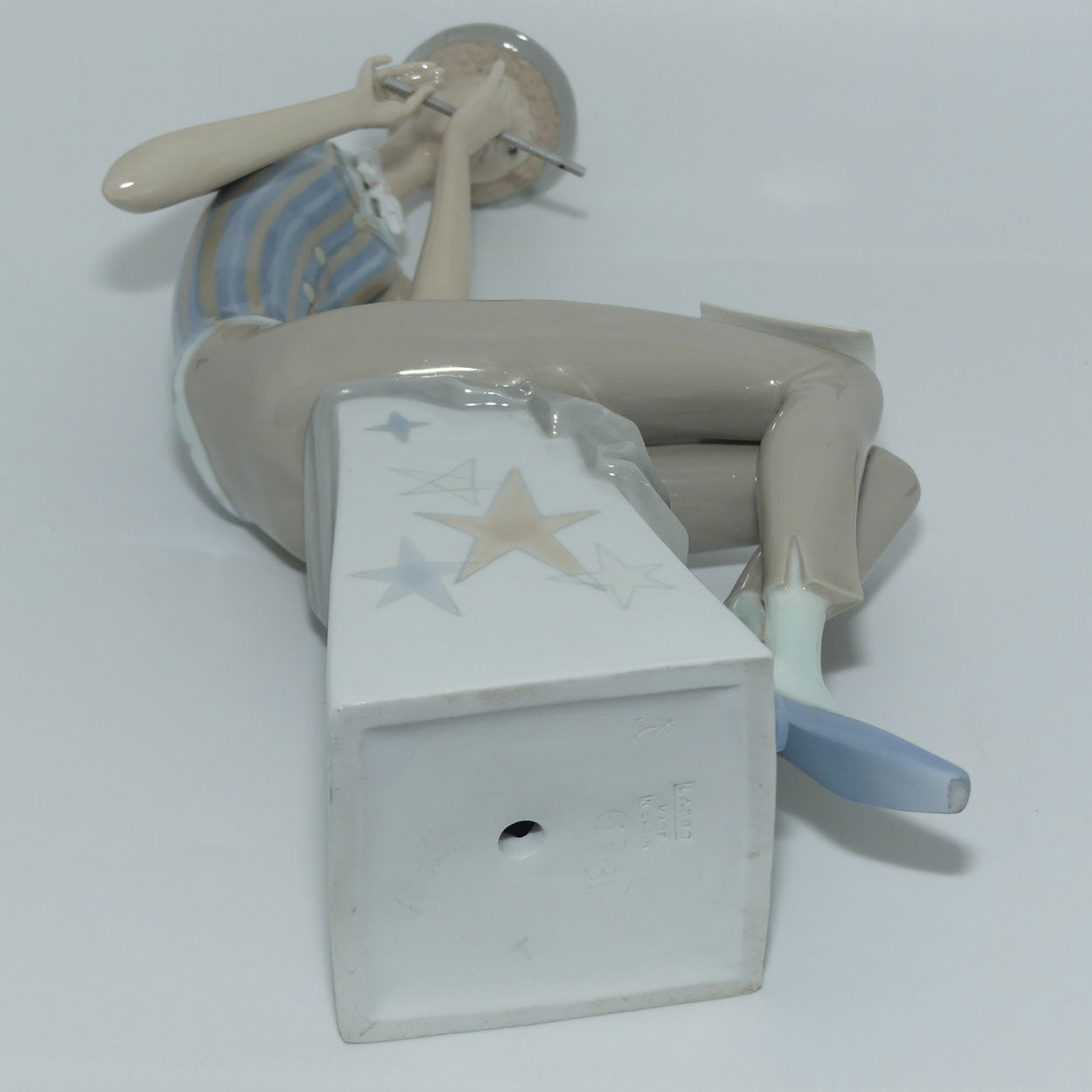 Lladro figure Flute Player #1025