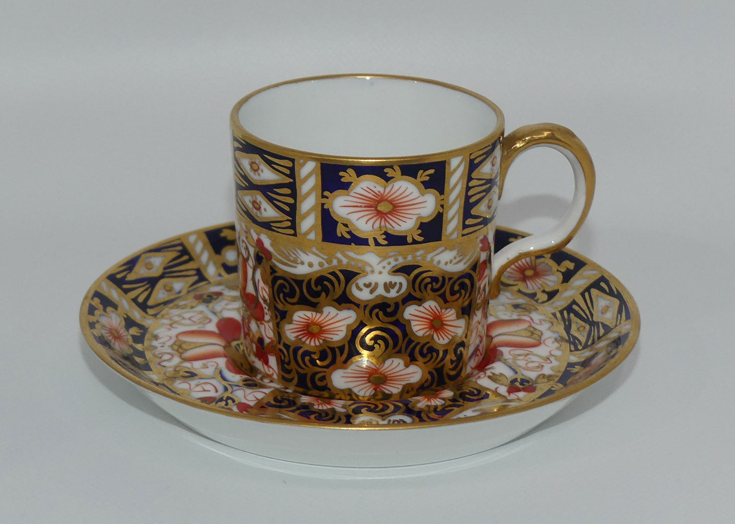 royal-crown-derby-traditional-imari-demi-tasse-coffee-duo-1-c-1913