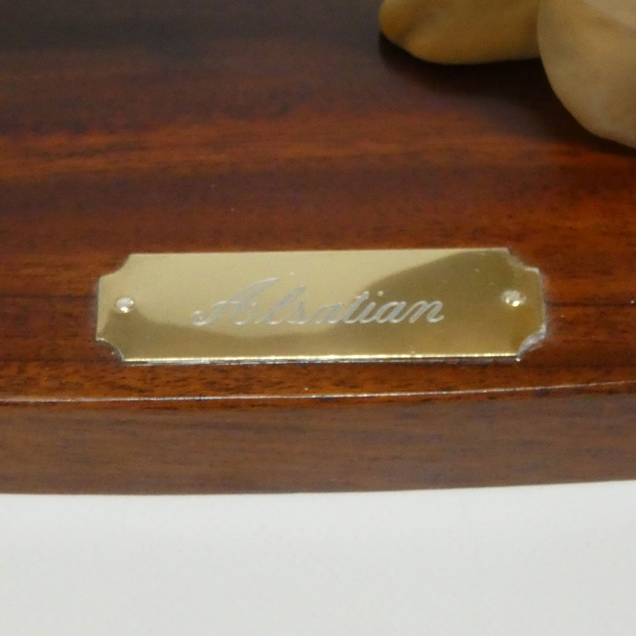 2587-beswick-alsatian-connoisseur-dogs