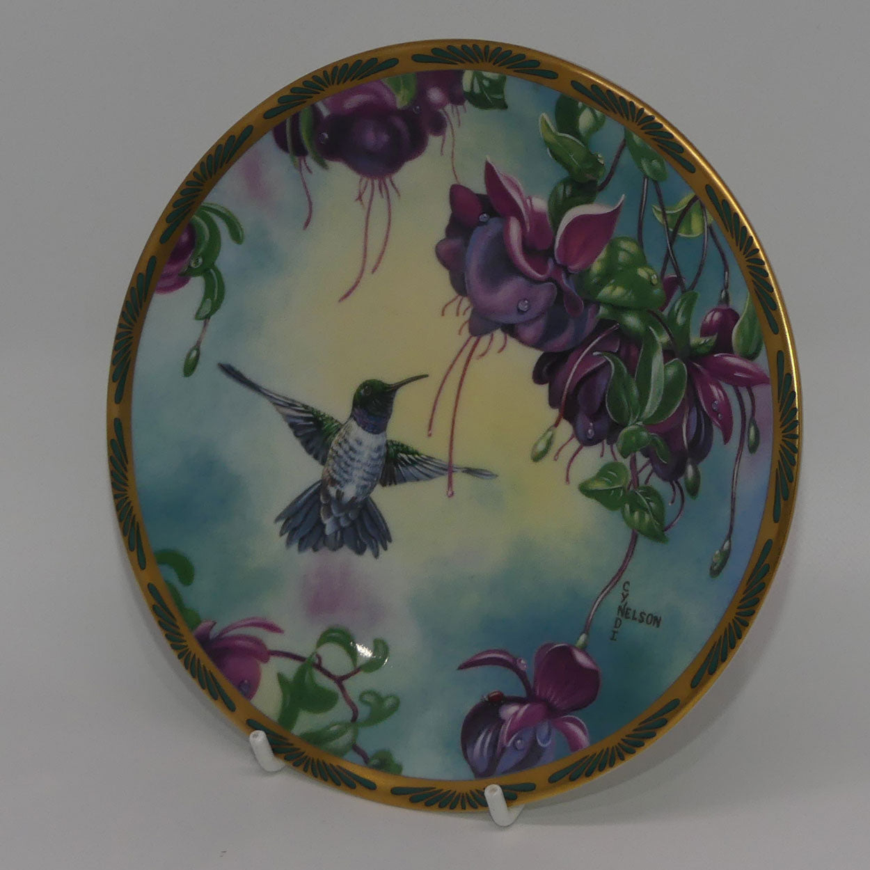 bradex-84-p29-22-5-plate-gems-of-nature-black-chinned-hummingbird-and-fuschia