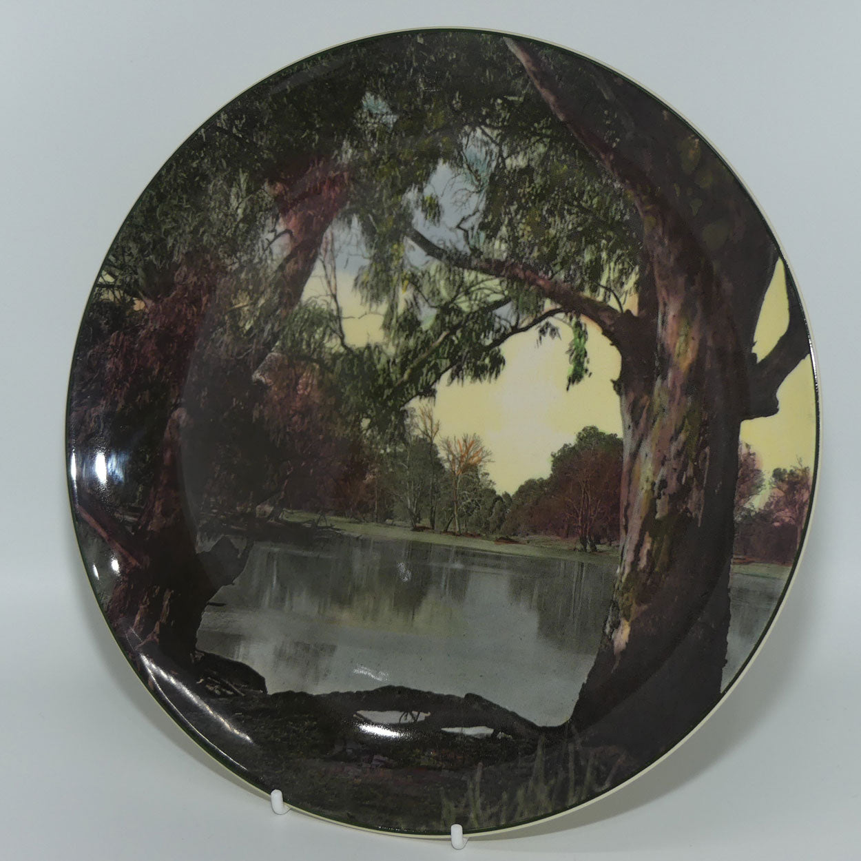 Royal Doulton Australian Views plate #6 | Murray River Gums D6425