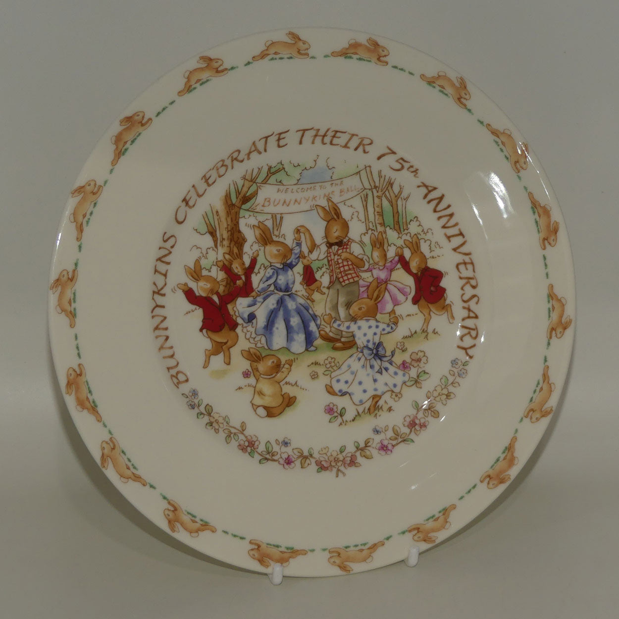 royal-doulton-bunnykins-75th-anniversary-plate-boxed