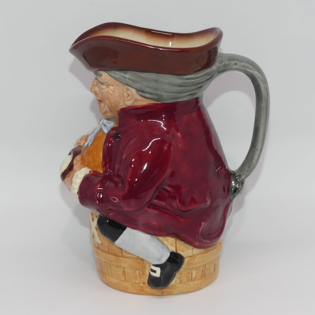 d6088-royal-doulton-toby-toby-xx-man-on-the-barrel-double-xx
