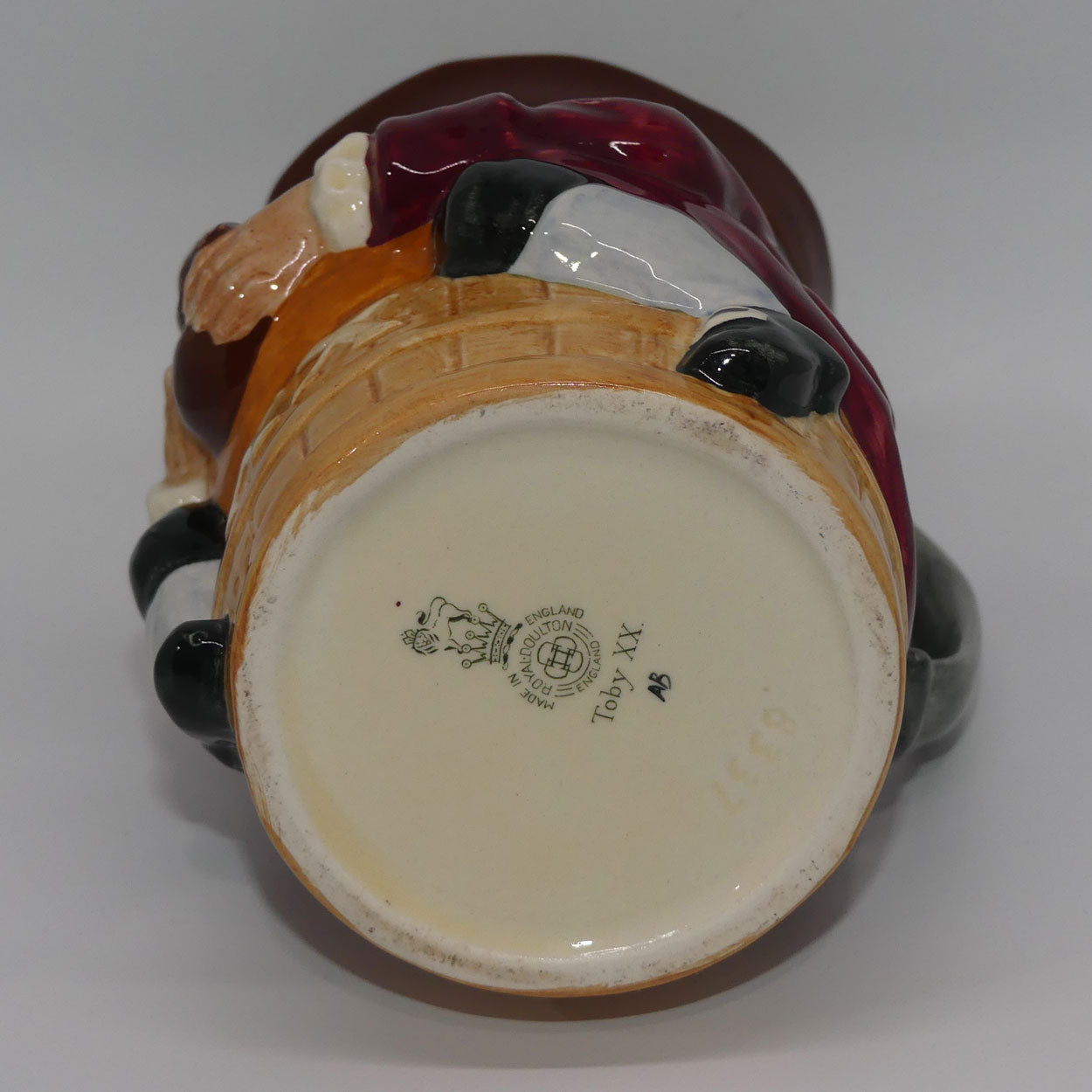 d6088-royal-doulton-toby-toby-xx-man-on-the-barrel-double-xx