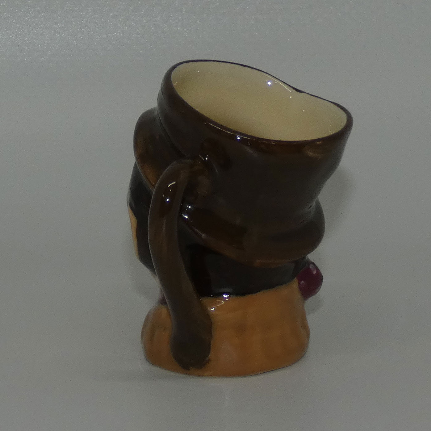 d6140-royal-doulton-character-jug-sam-weller