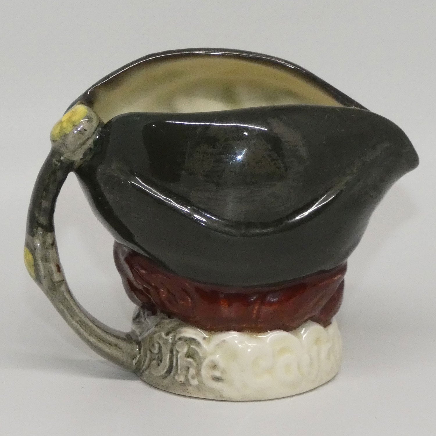 d6173-royal-doulton-character-jug-the-cavalier