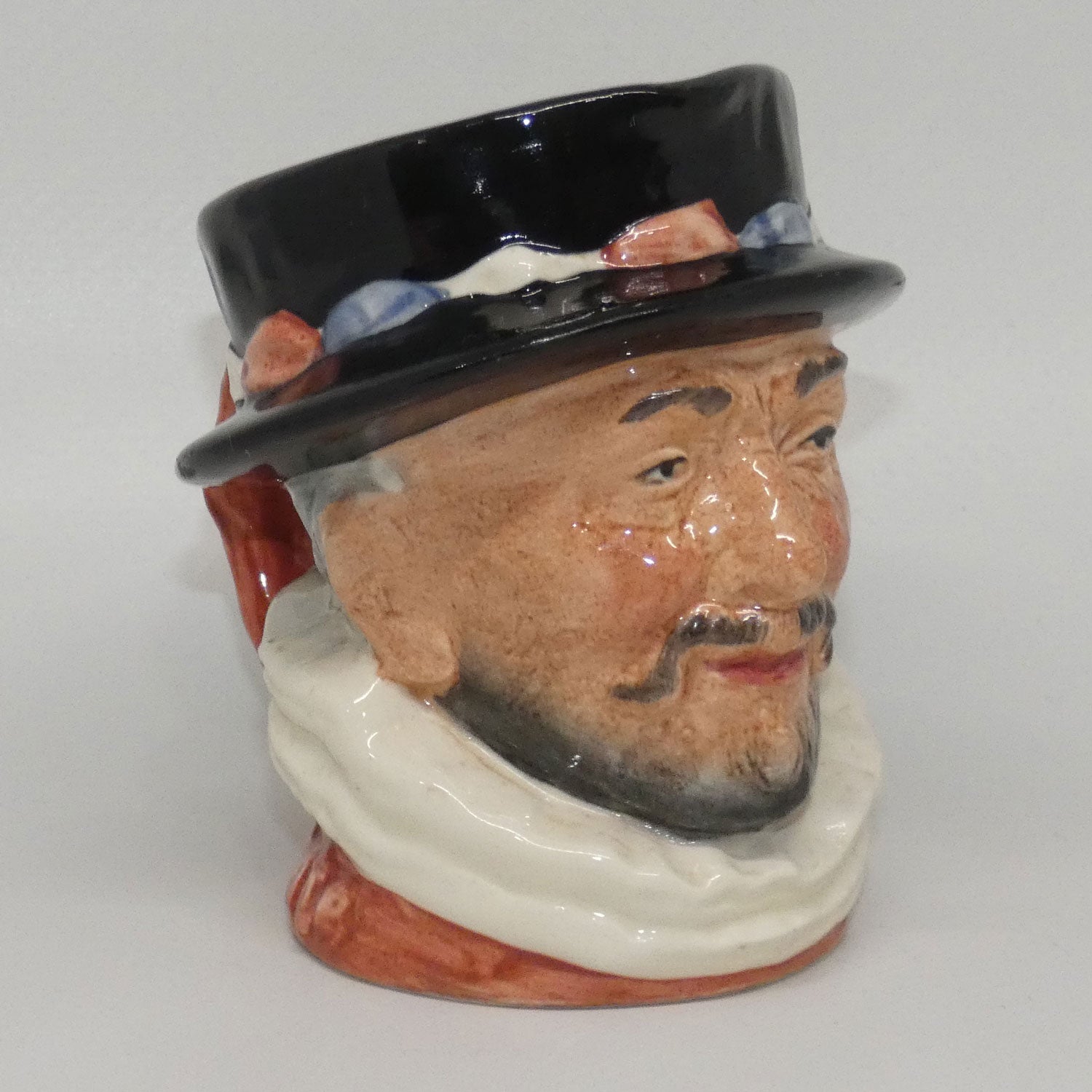 d6233-royal-doulton-character-jug-beefeater-er-handle