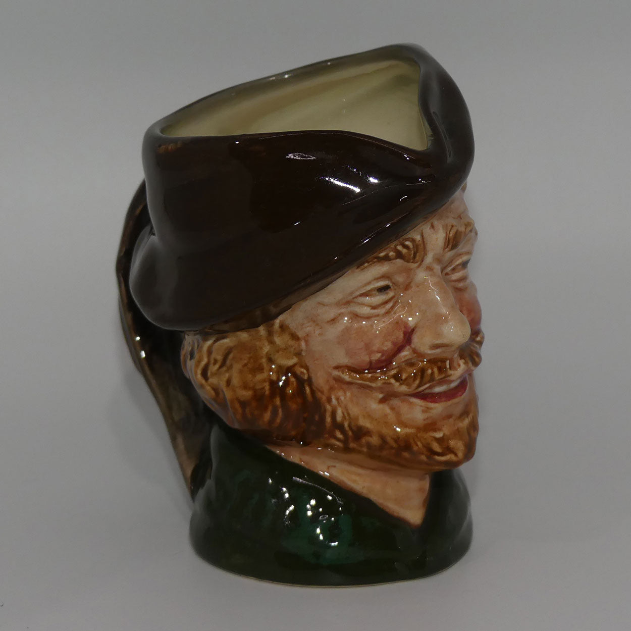 d6234-royal-doulton-small-character-jug-robin-hood
