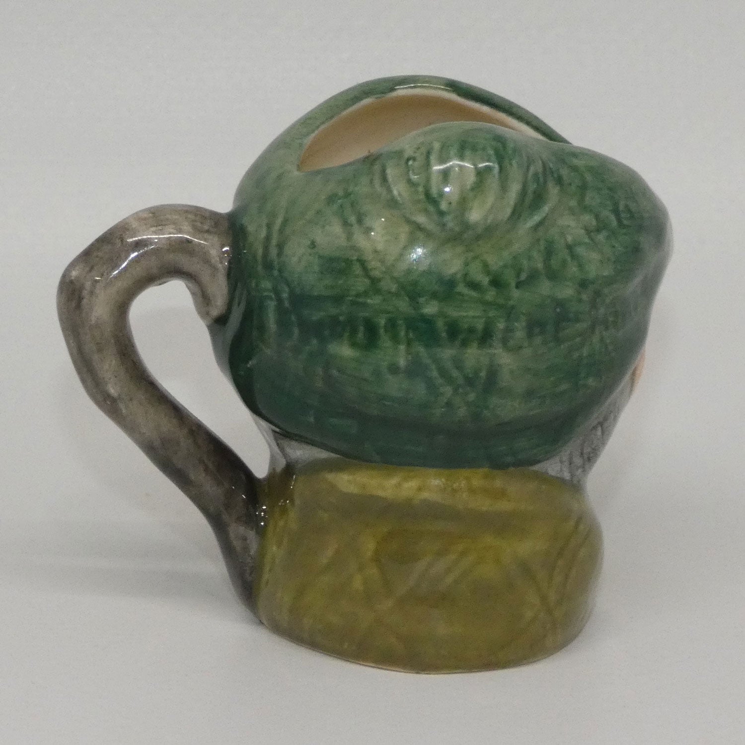 d6253-royal-doulton-character-jug-auld-mac