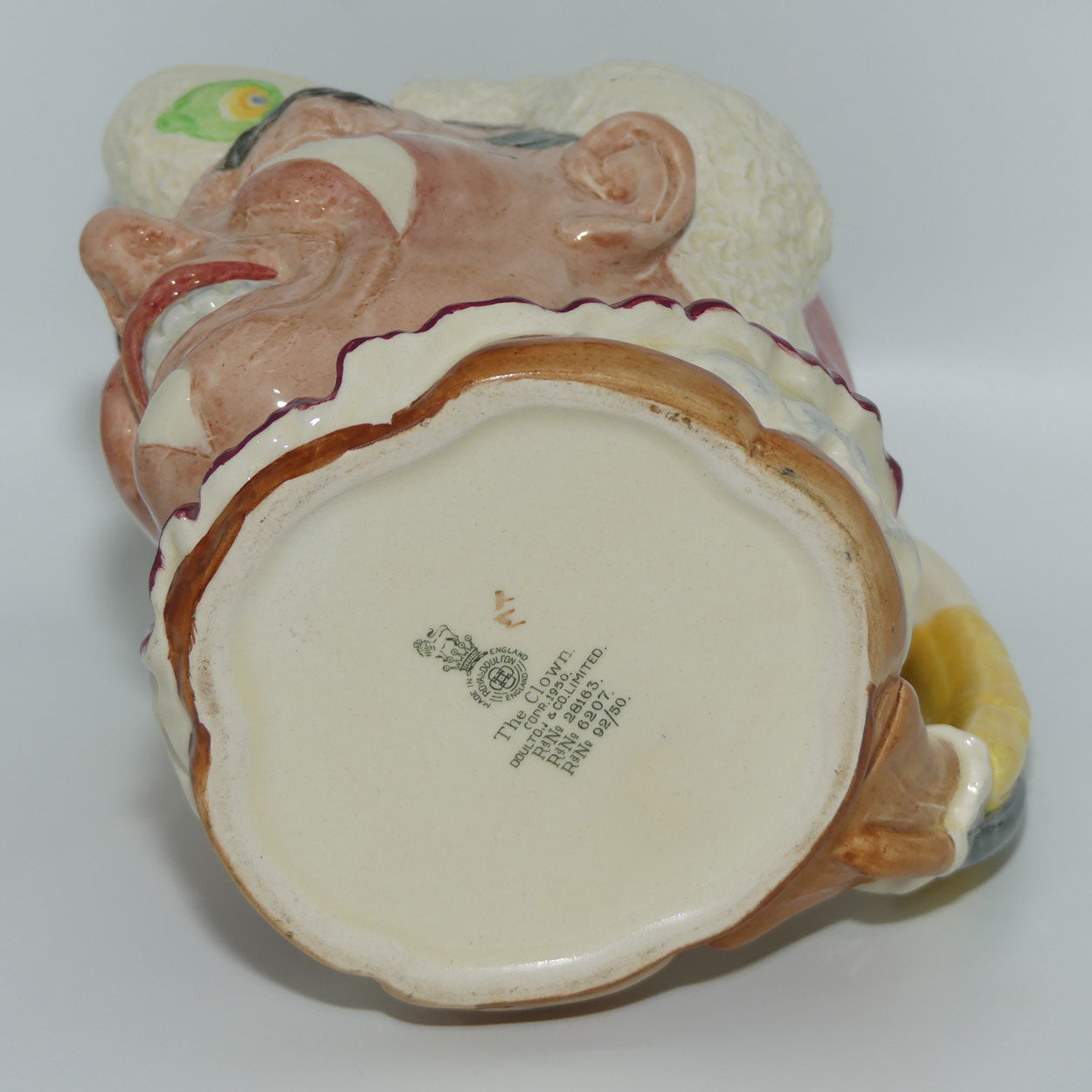 D6322 Royal Doulton large character jug The Clown | White Hair