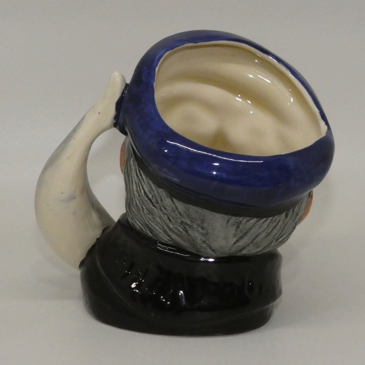 d6506-royal-doulton-character-jug-captain-ahab
