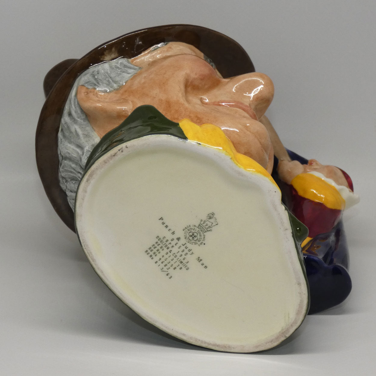 d6590-royal-doulton-character-jug-punch-and-judy-man