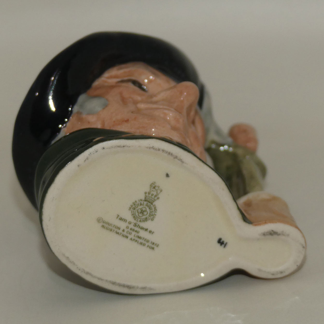 d6640-royal-doulton-character-jug-tam-oshanter