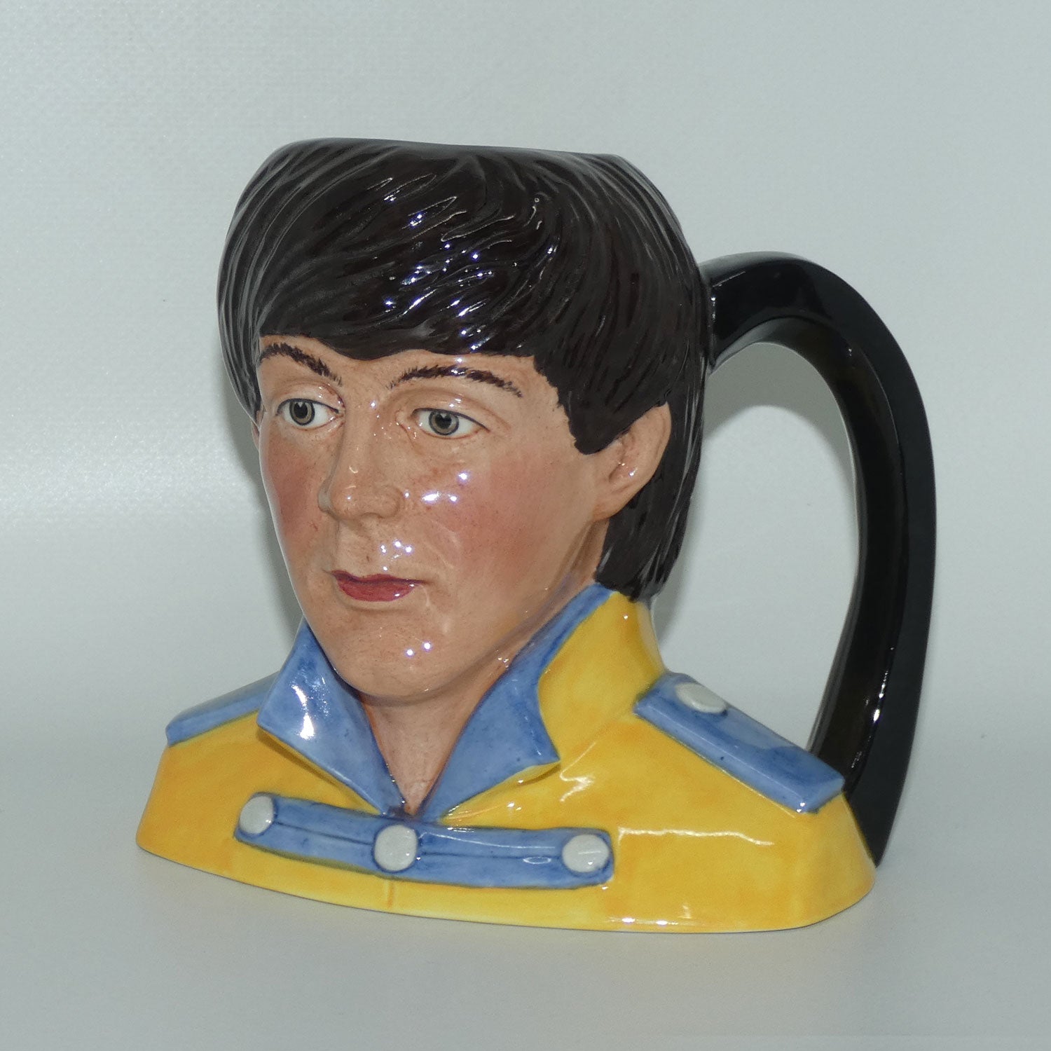 d6724-royal-doulton-character-jug-paul-mccartney