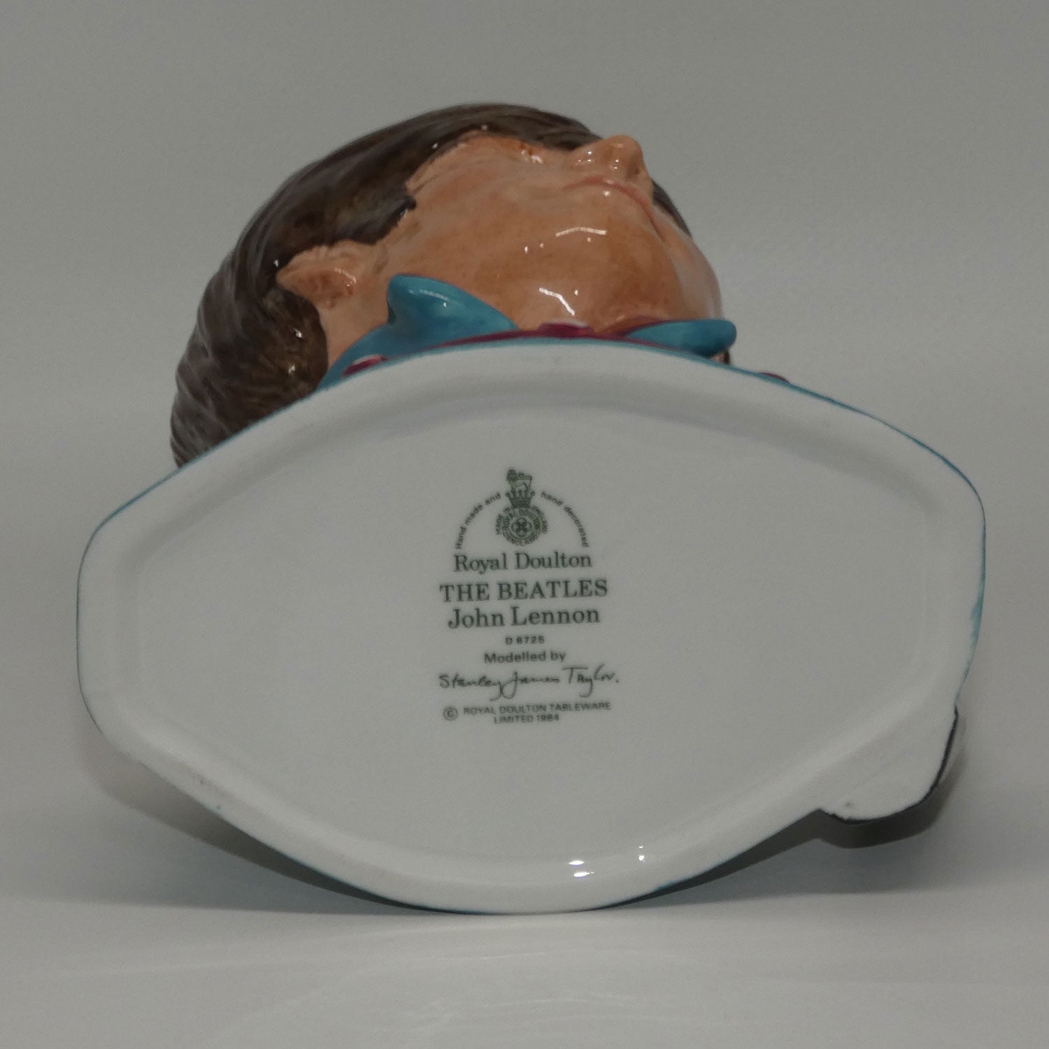 d6725-royal-doulton-character-jug-john-lennon-turquoise-jacket