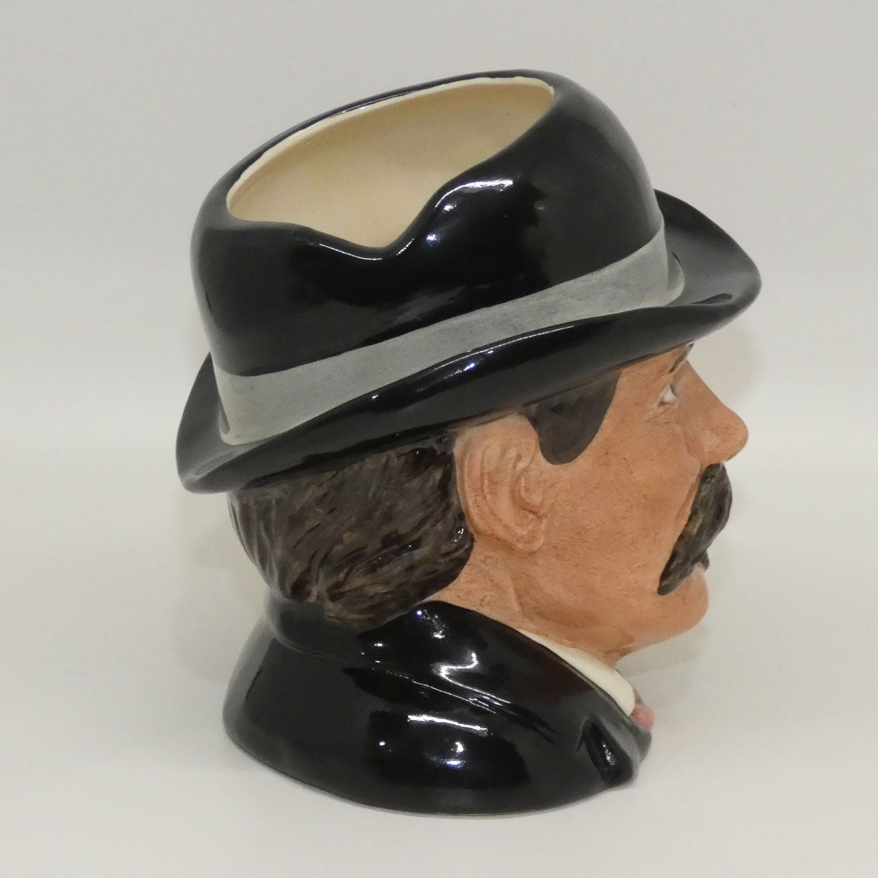 d6731-royal-doulton-mid-size-character-jug-doc-holliday