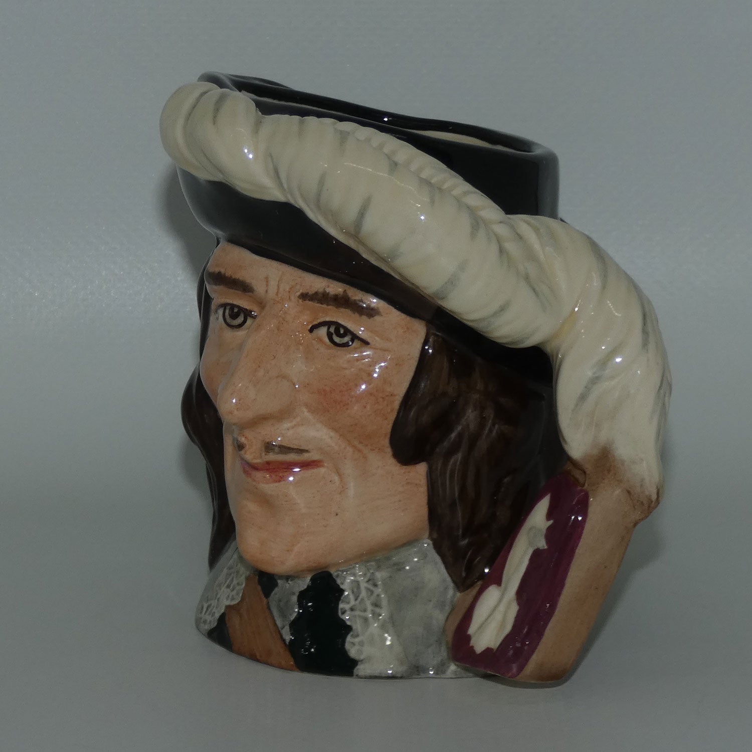 d6764-royal-doulton-character-jug-dartagnan