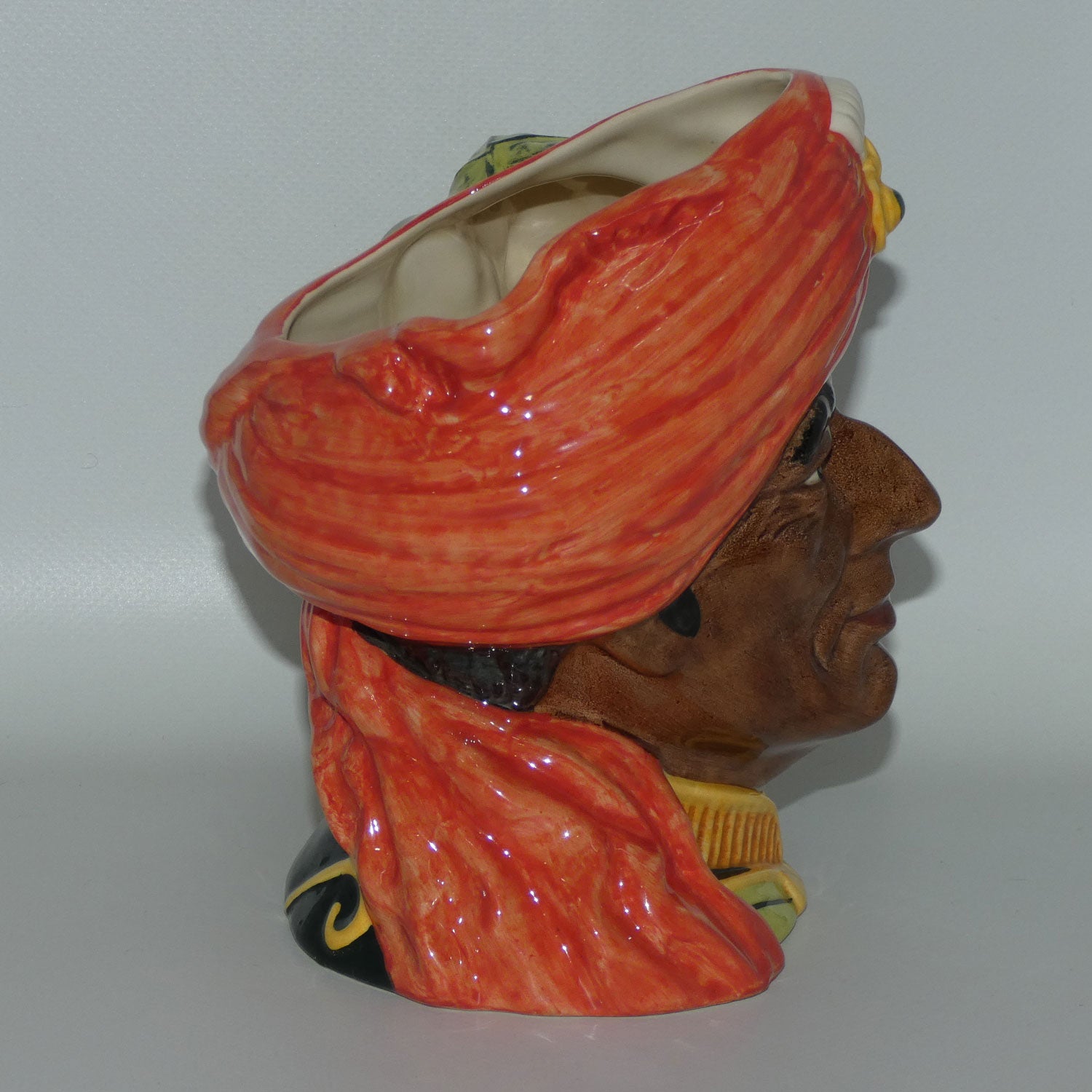 d6841-royal-doulton-character-jug-the-elephant-trainer