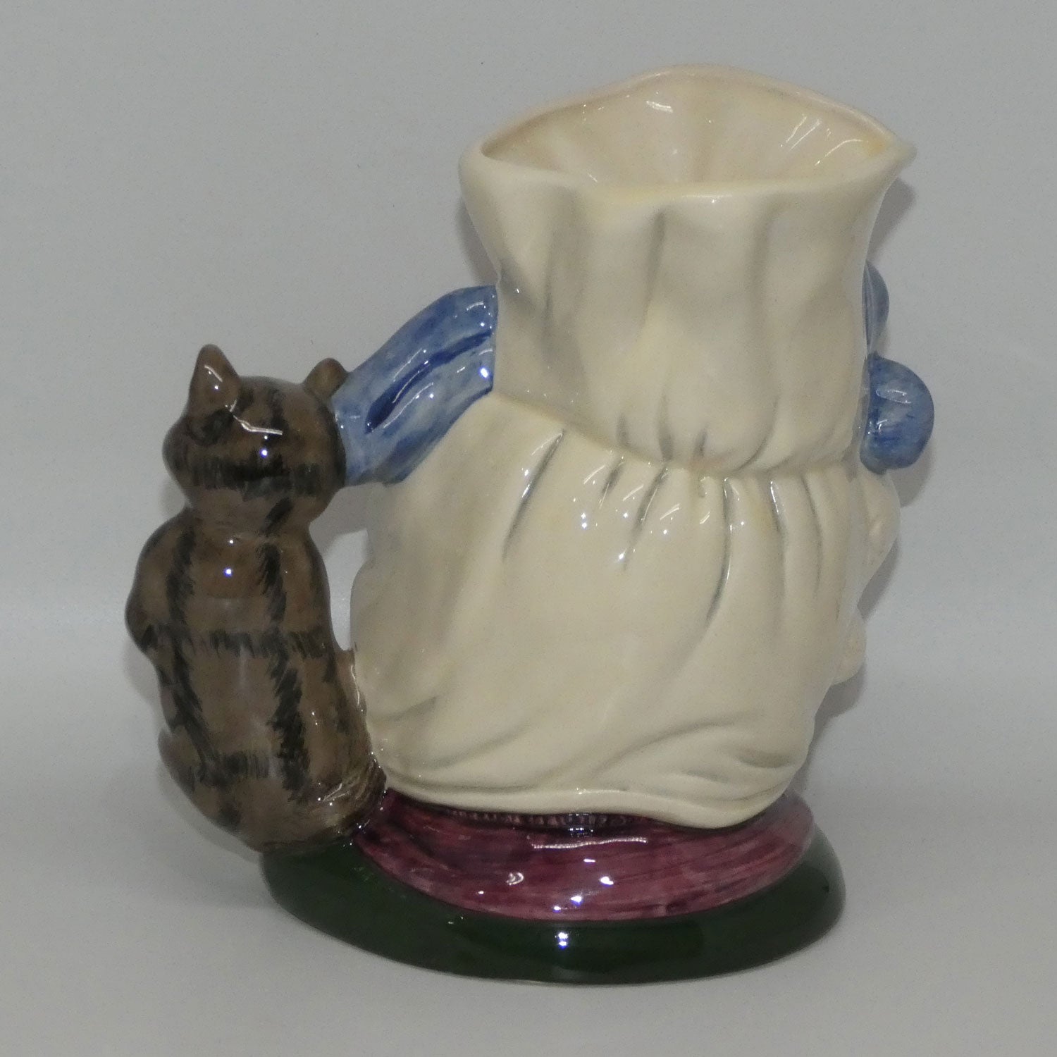d6842-royal-doulton-character-jug-the-cook-and-the-cheshire-cat