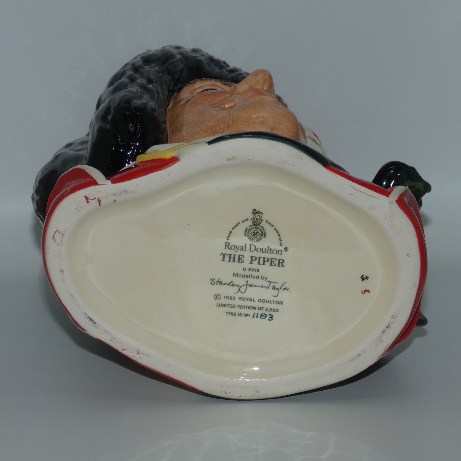 D6918 Royal Doulton large character jug The Piper | LE 1183/2500