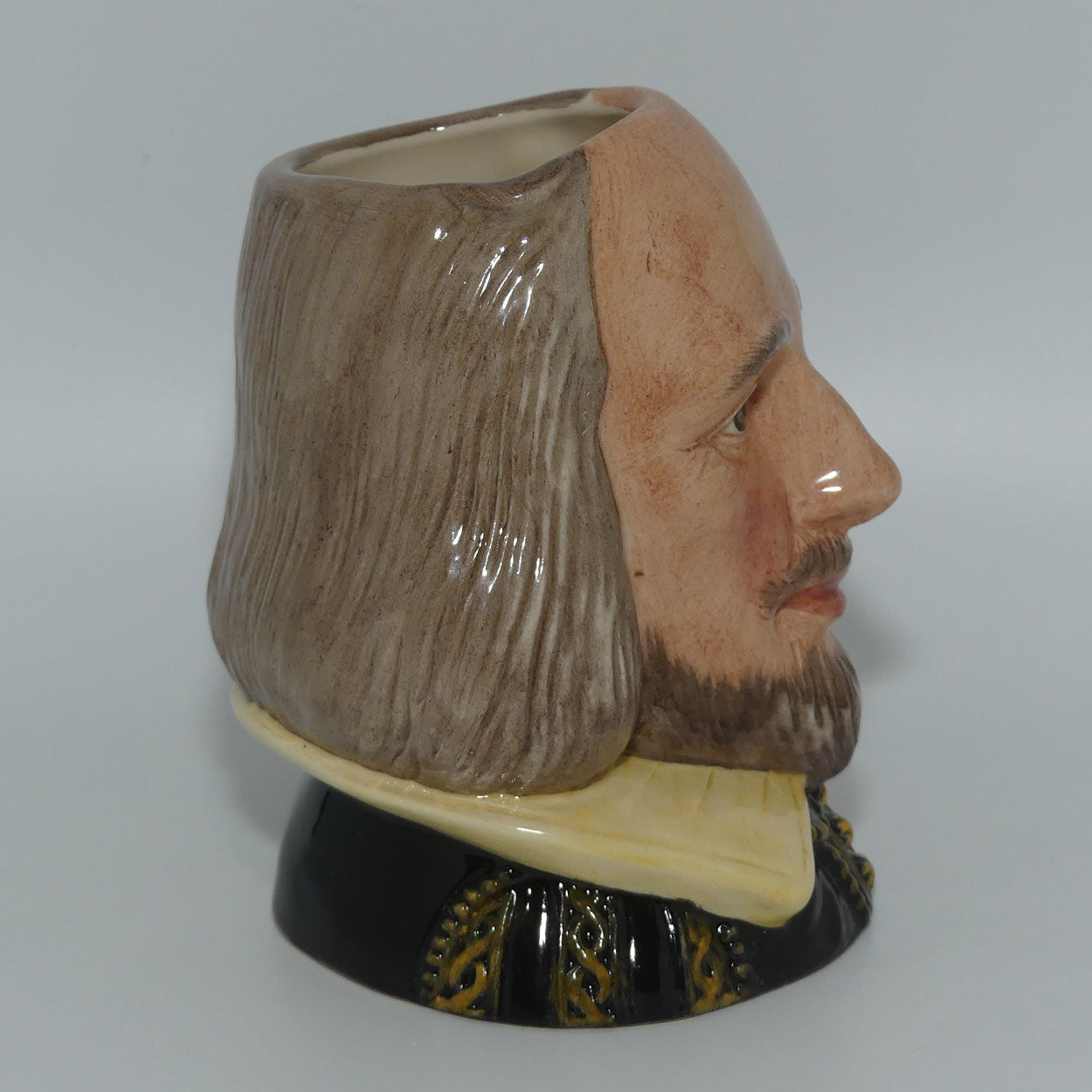 D6938 Royal Doulton small character jug William Shakespeare