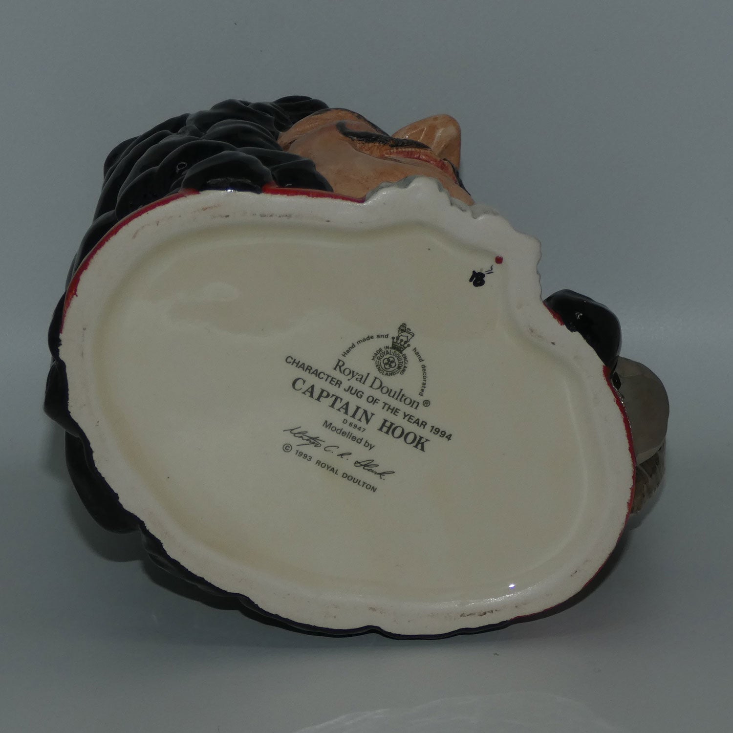 D6947 Royal Doulton large character jug Captain Hook | Jug Year 1994