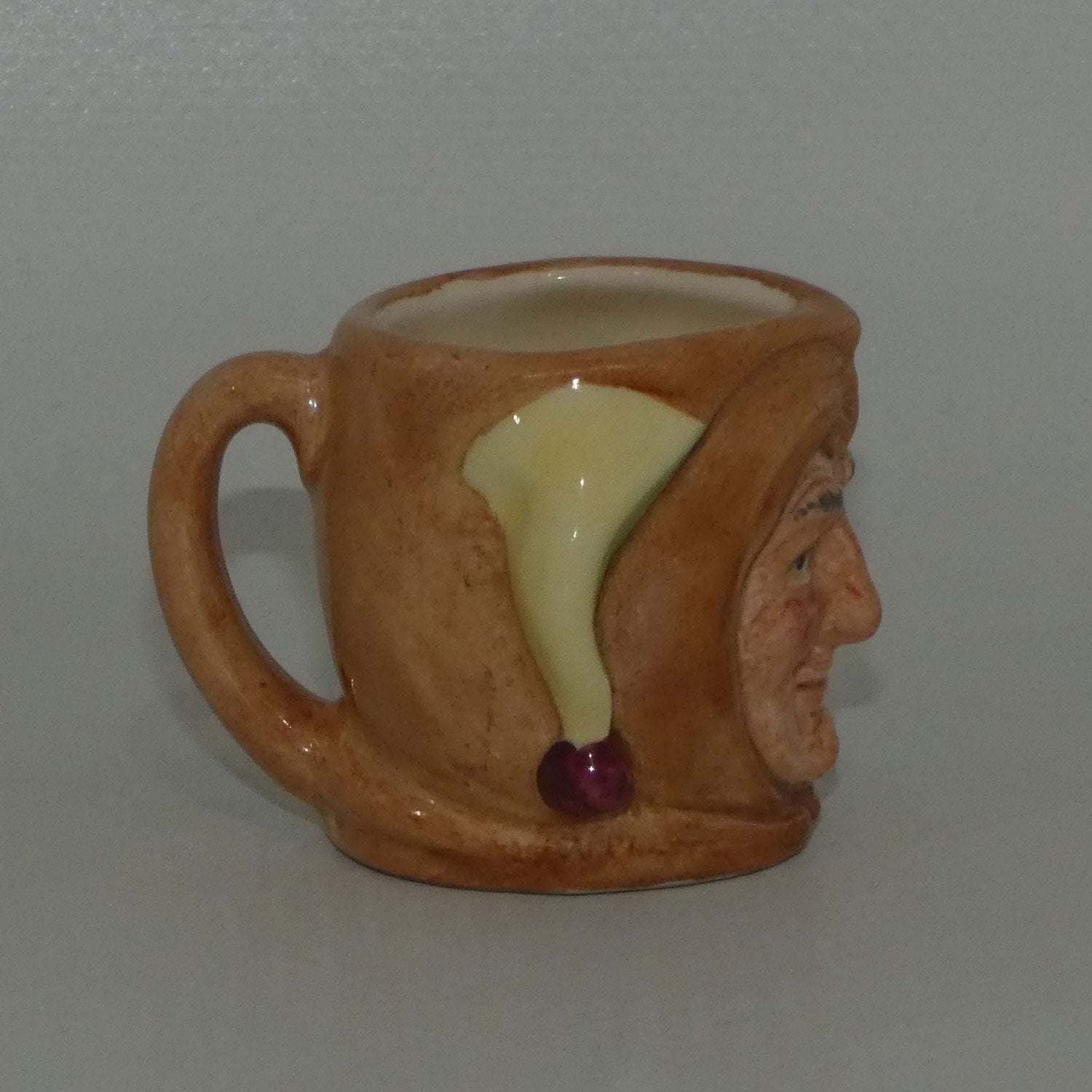 d6953-royal-doulton-character-jug-jester