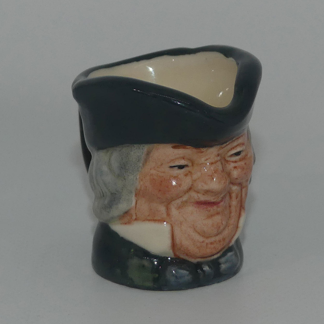 d6955-royal-doulton-tiny-character-jug-parson-brown