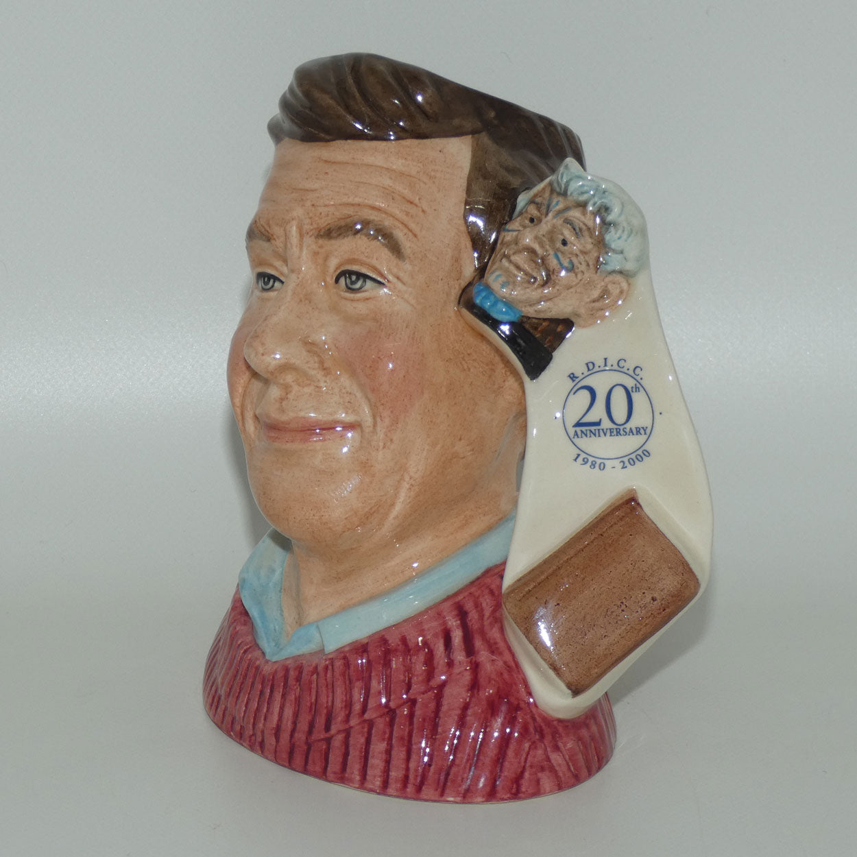 D7147 Royal Doulton small character jug The Jug Collector | signed