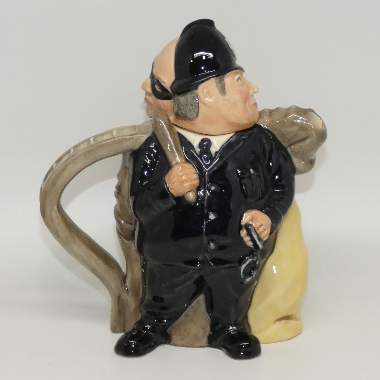 d7174-royal-doulton-double-character-teapot-policeman-and-felon