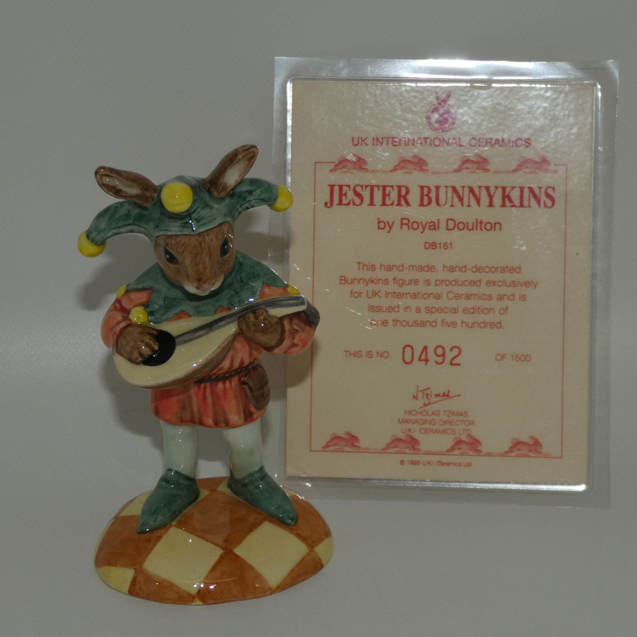 db161-royal-doulton-bunnykins-jester