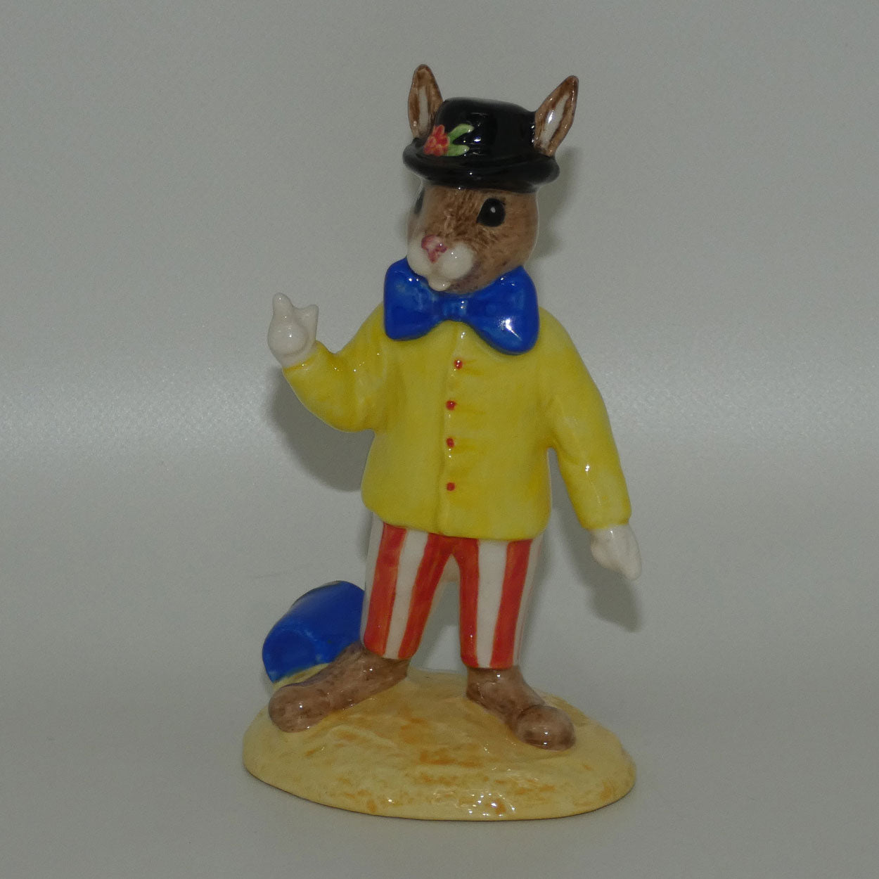 db171-royal-doulton-bunnykins-joker