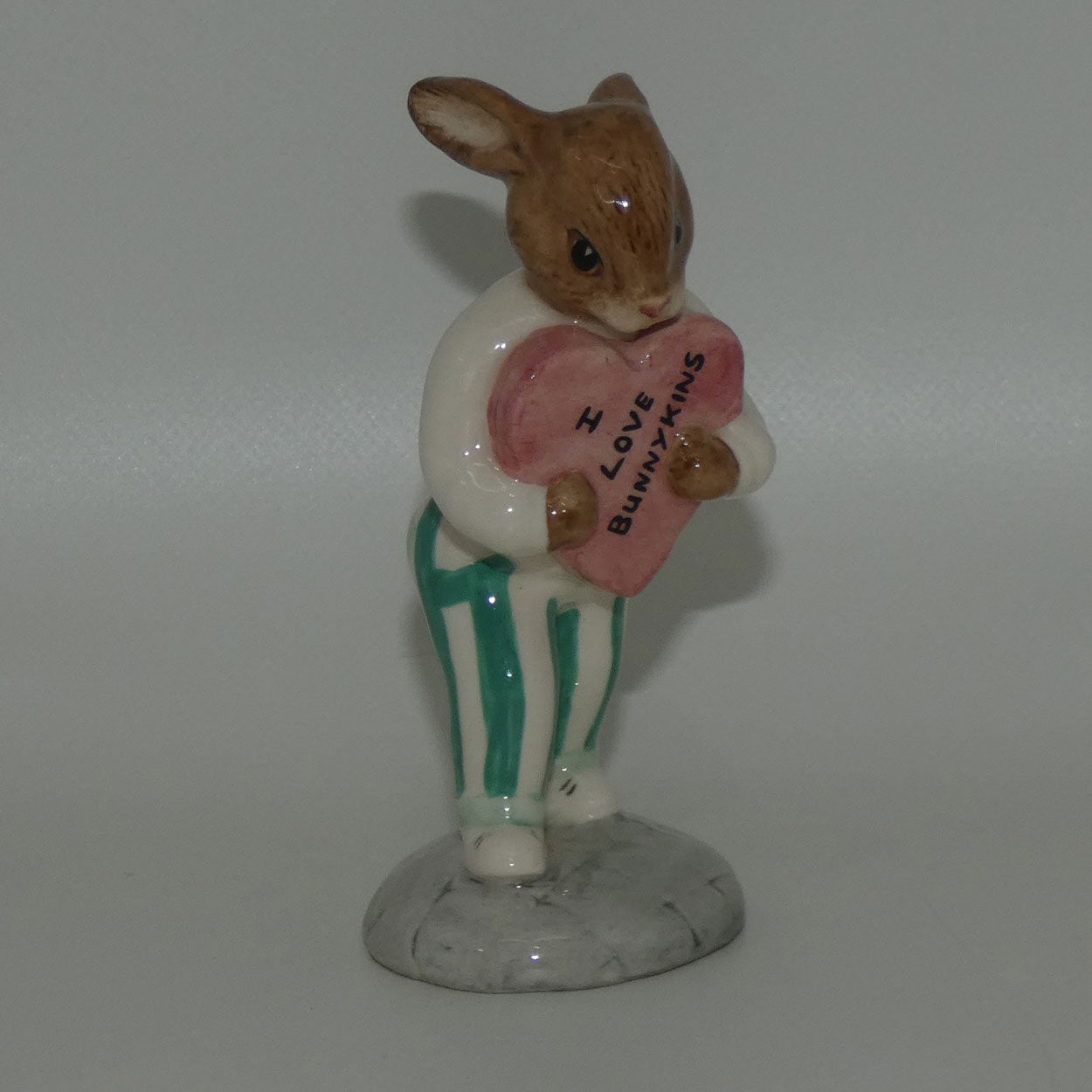 db174-royal-doulton-bunnykins-sweetheart-i-love-bunnykins