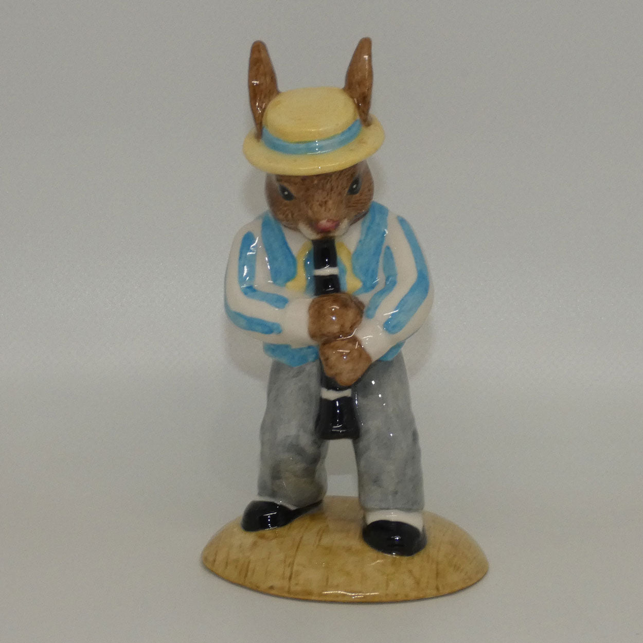 db184-royal-doulton-bunnykins-clarinet-player-box-cert