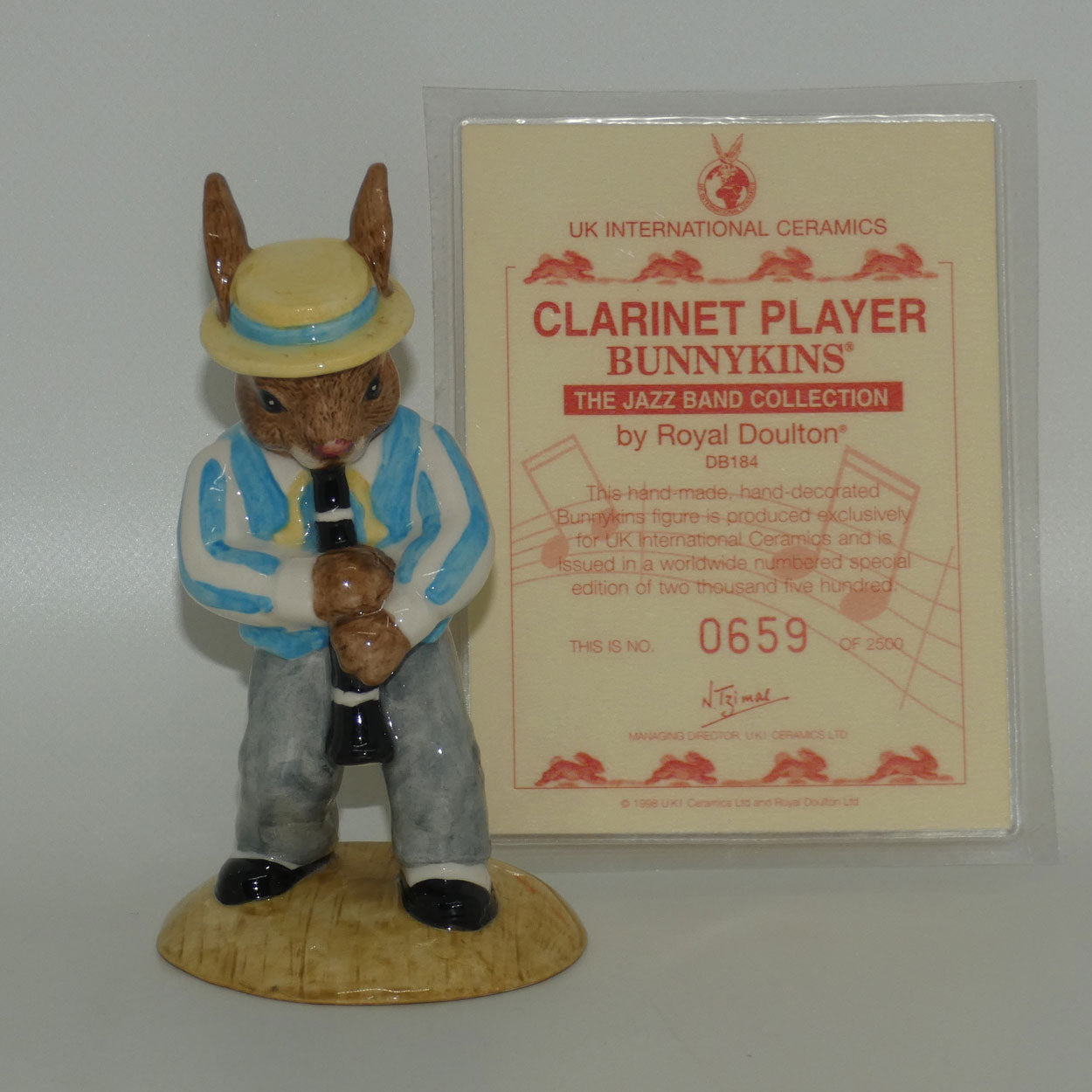 db184-royal-doulton-bunnykins-clarinet-player-box-cert
